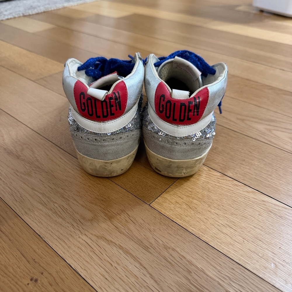 Golden Goose Silver Sequin Sneakers with Blue Laces - Picture 3 of 11
